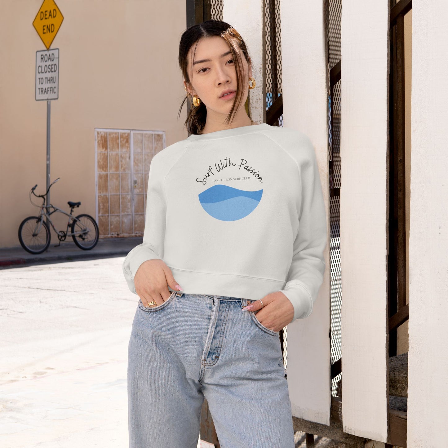 Surf With Passion-Lake Huron-Cozy Cropped Sweatshirt